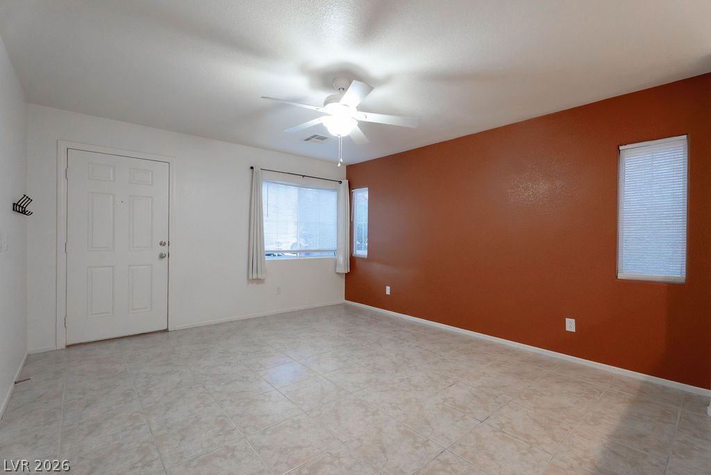 10380 Commanche Moon Avenue Property Photo 5