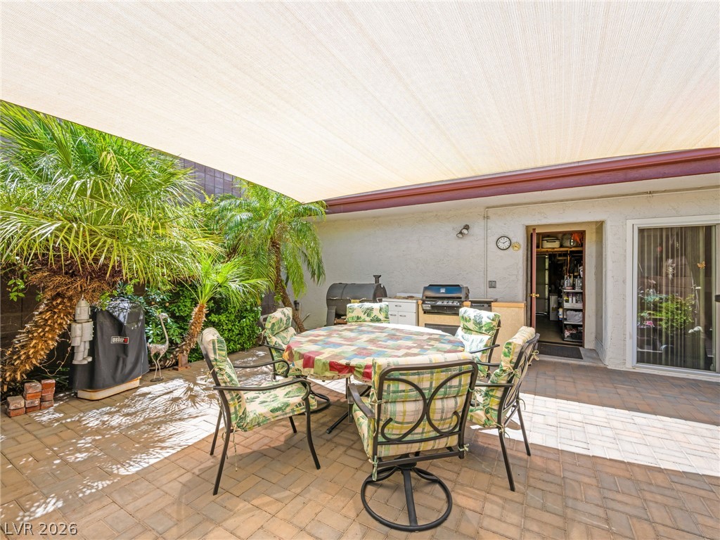 3422 Kensbrook Street Property Photo 45