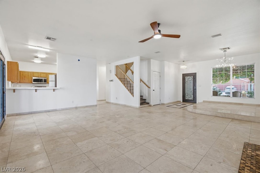 5936 Royal Castle Lane Property Photo 13