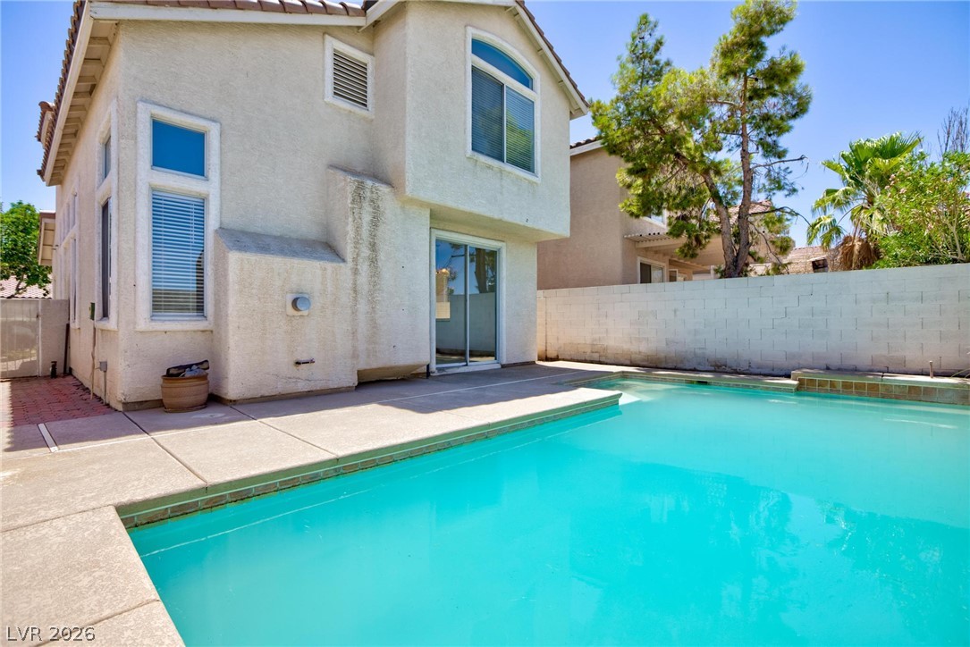 1835 Poetic Valley Circle Property Photo 3