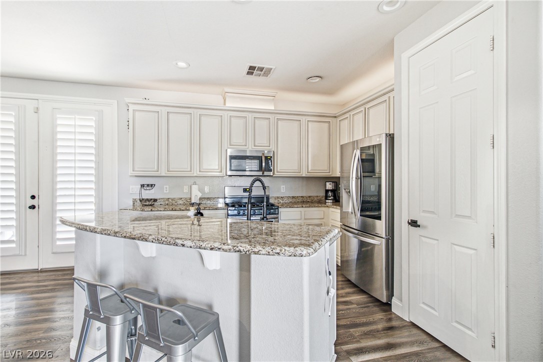 1081 Maple Bend Court Property Photo 15