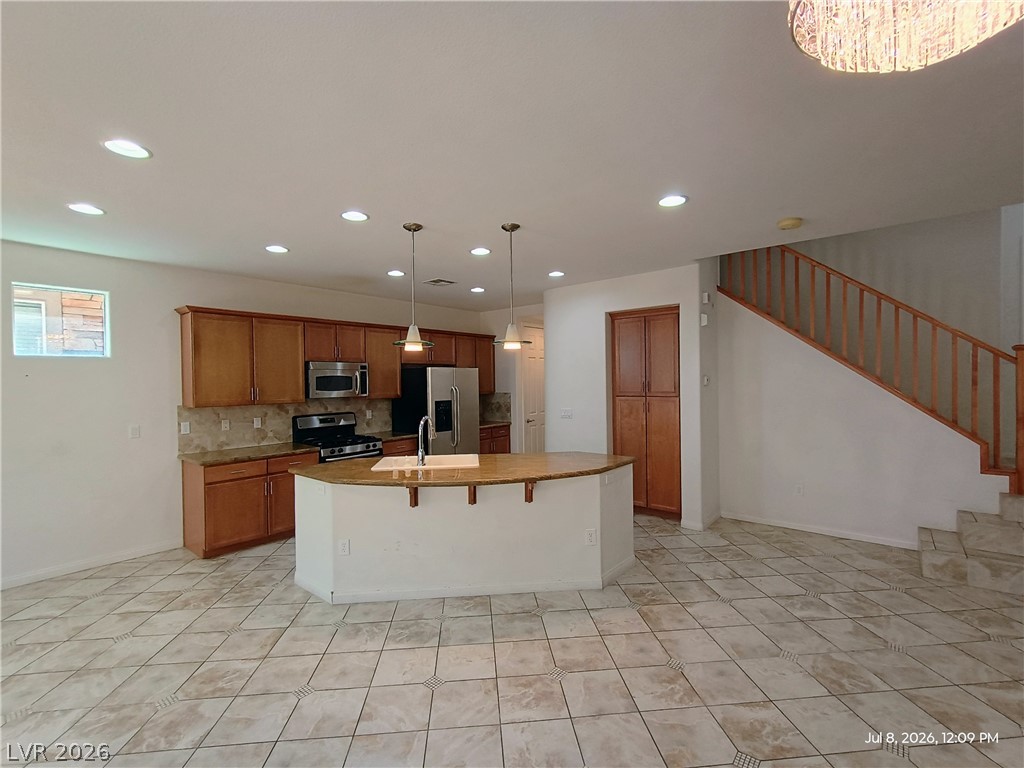 2316 Malaga Peak Street Property Photo 7