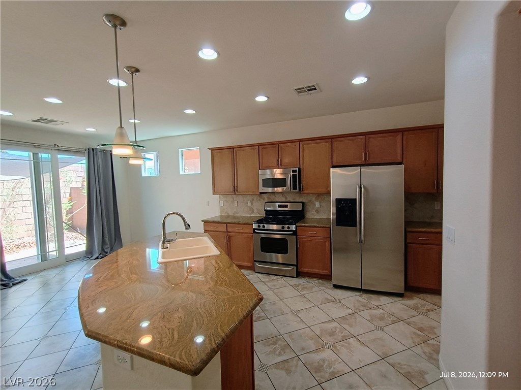 2316 Malaga Peak Street Property Photo 8