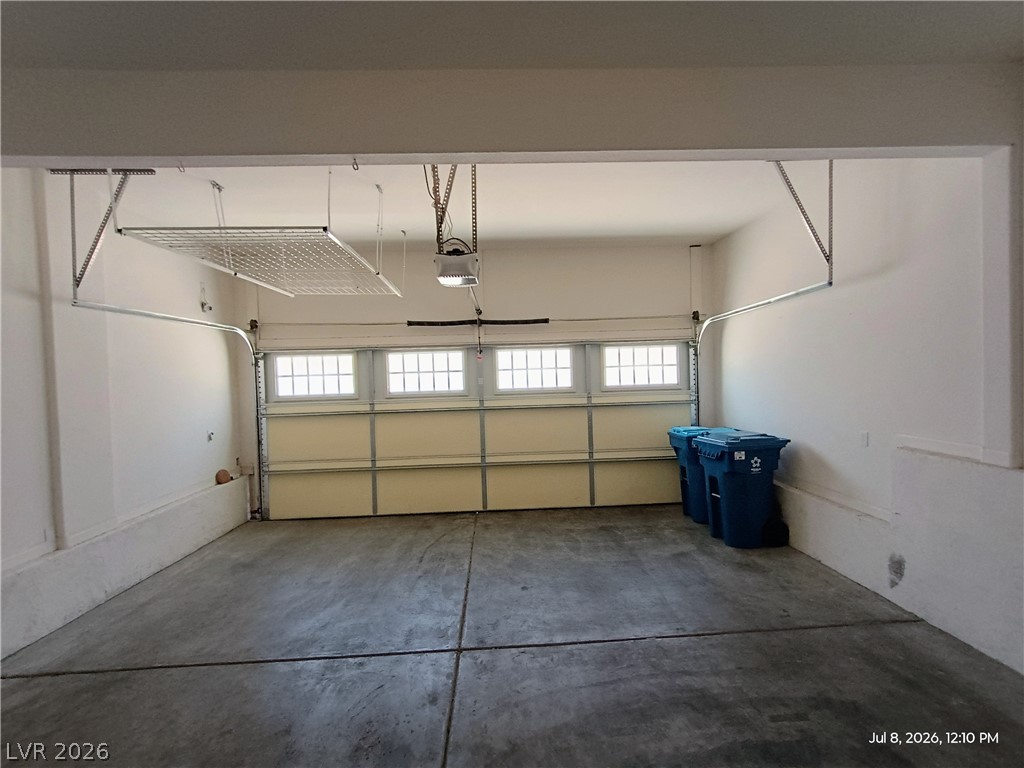 2316 Malaga Peak Street Property Photo 18