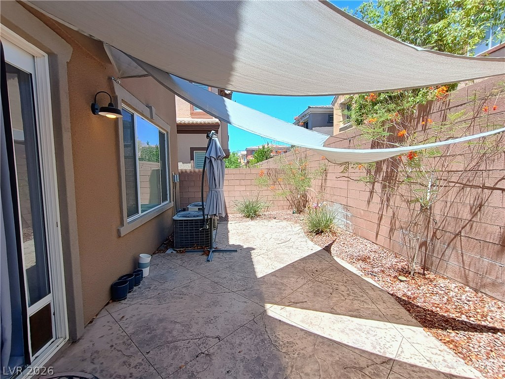 2316 Malaga Peak Street Property Photo 19