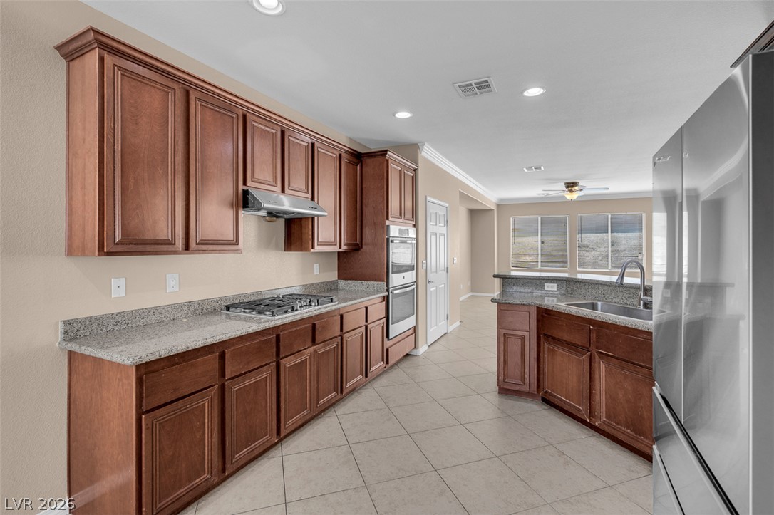 2505 Festive Court Property Photo 12
