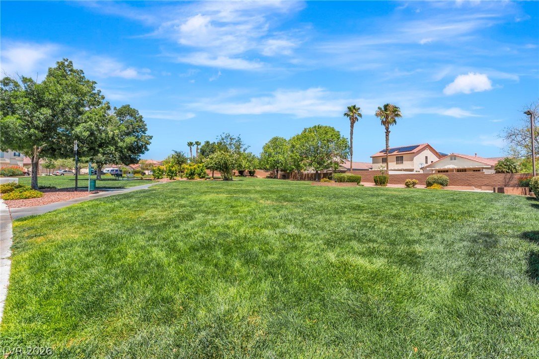 8632 Majestic Pine Avenue Property Photo 17