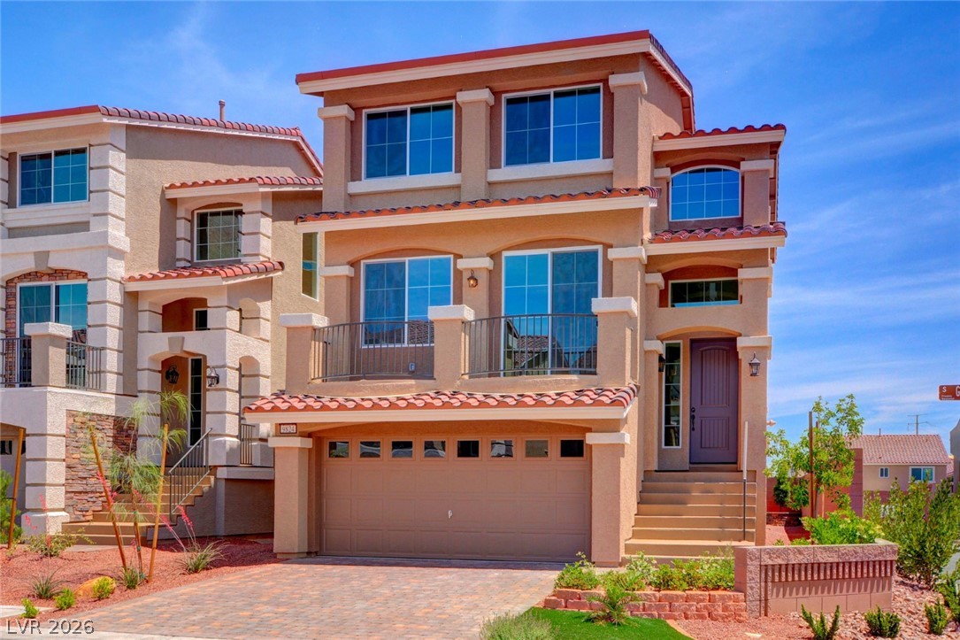 9824 Grey Sands Property Photo 1