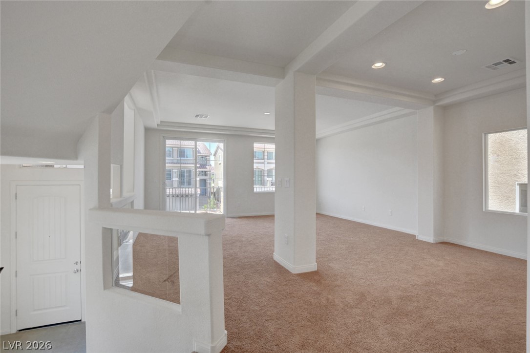 9824 Grey Sands Property Photo 5