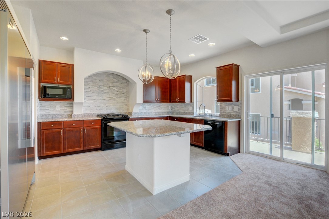 9824 Grey Sands Property Photo 15