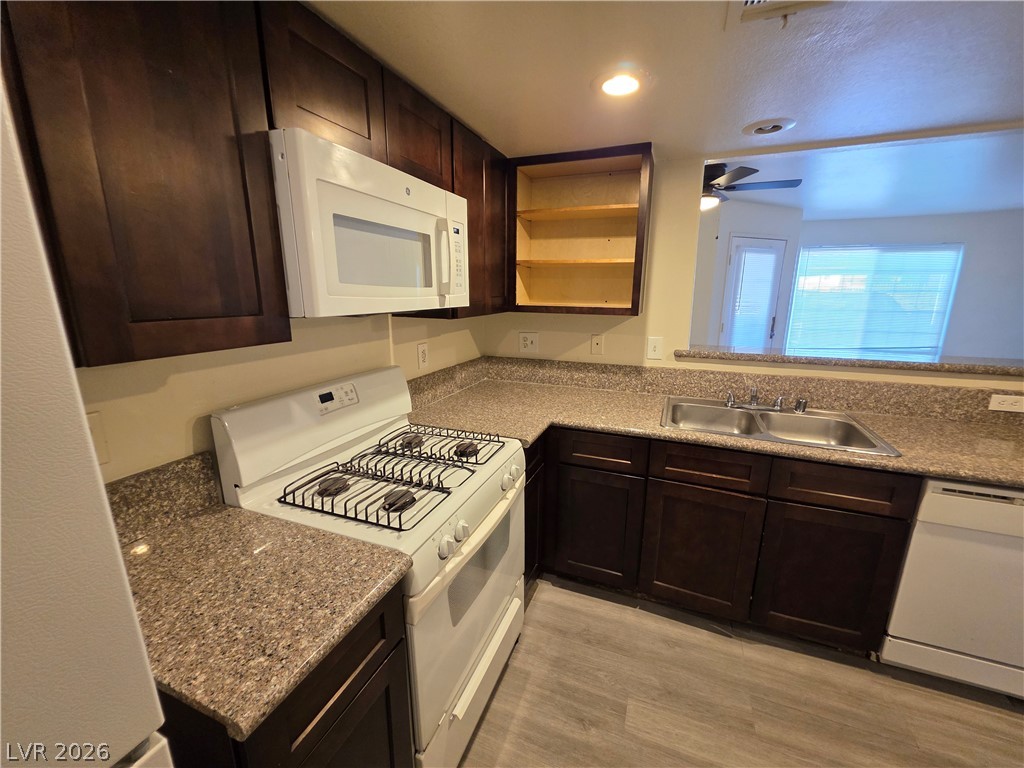 1830 North Pecos Road 126 Property Photo 2
