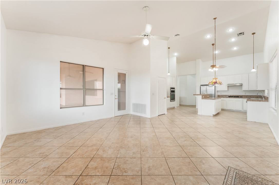 931 Temple View Drive Property Photo 12