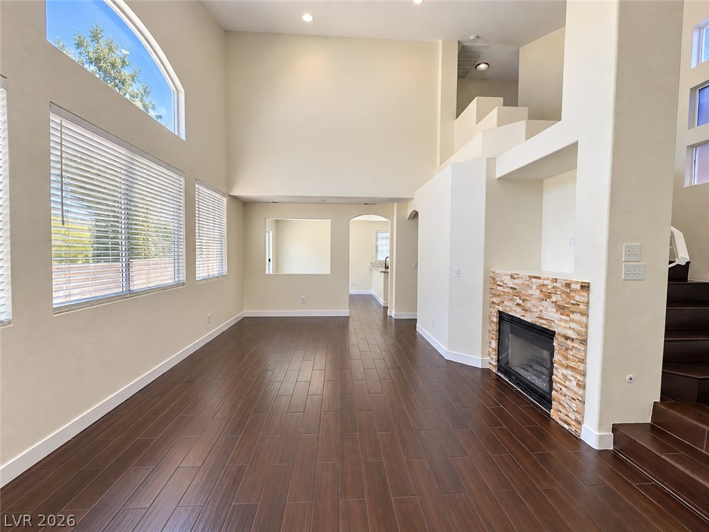 1728 Matador Way Property Photo 2