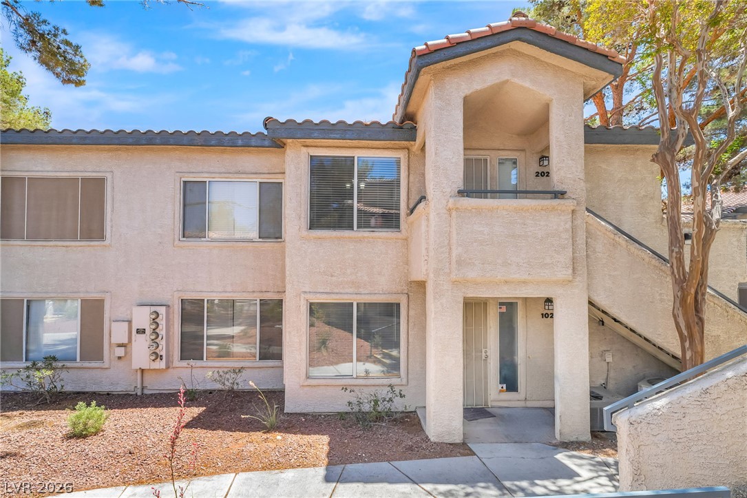 3060 Tarpon Drive 102 Property Photo 1