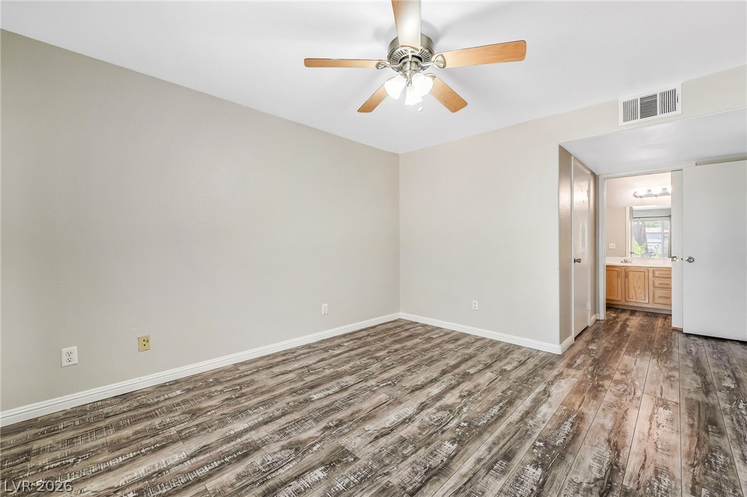3060 Tarpon Drive 102 Property Photo 12