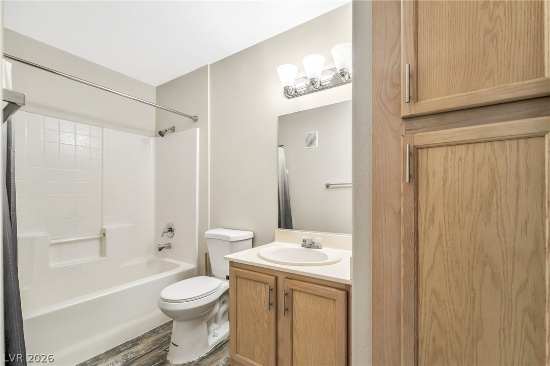 3060 Tarpon Drive 102 Property Photo 17