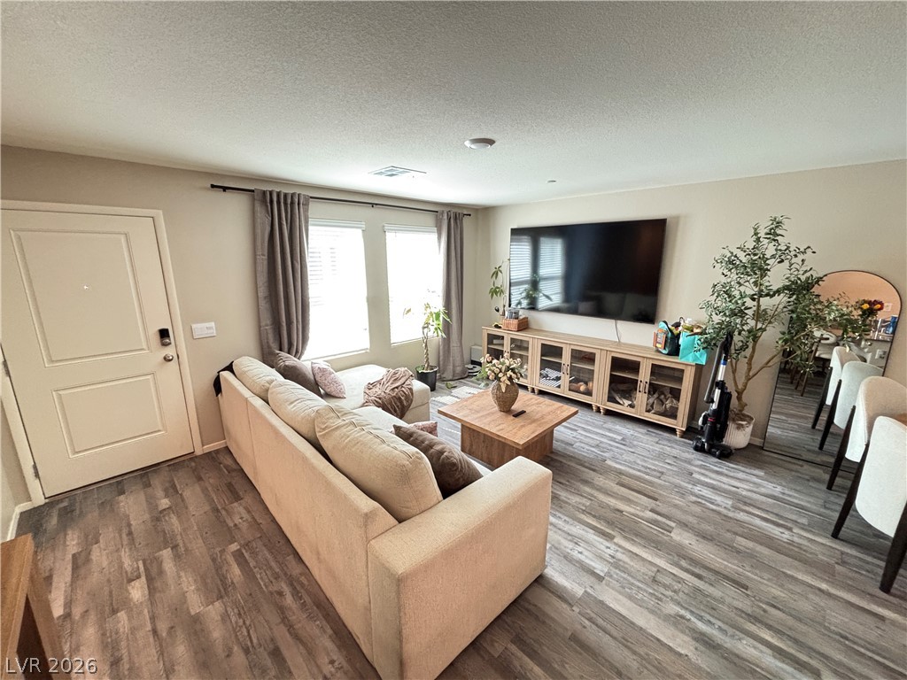 6173 Hibiscus Garden Street Property Photo 4