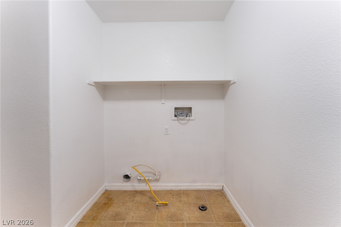 32 Rosa Rosales Court Property Photo 12