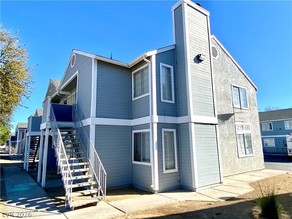 1872 Cosmic Drive Property Photo 2