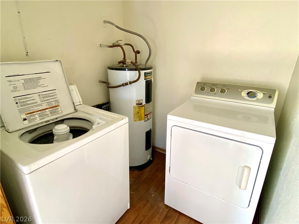 1872 Cosmic Drive Property Photo 12