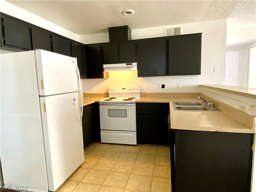 1872 Cosmic Drive Property Photo 13
