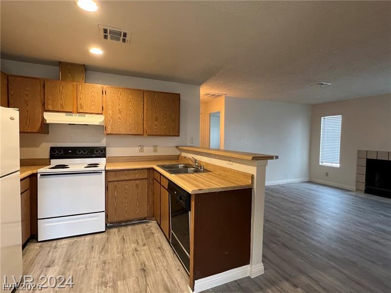 1872 Cosmic Drive Property Photo 16