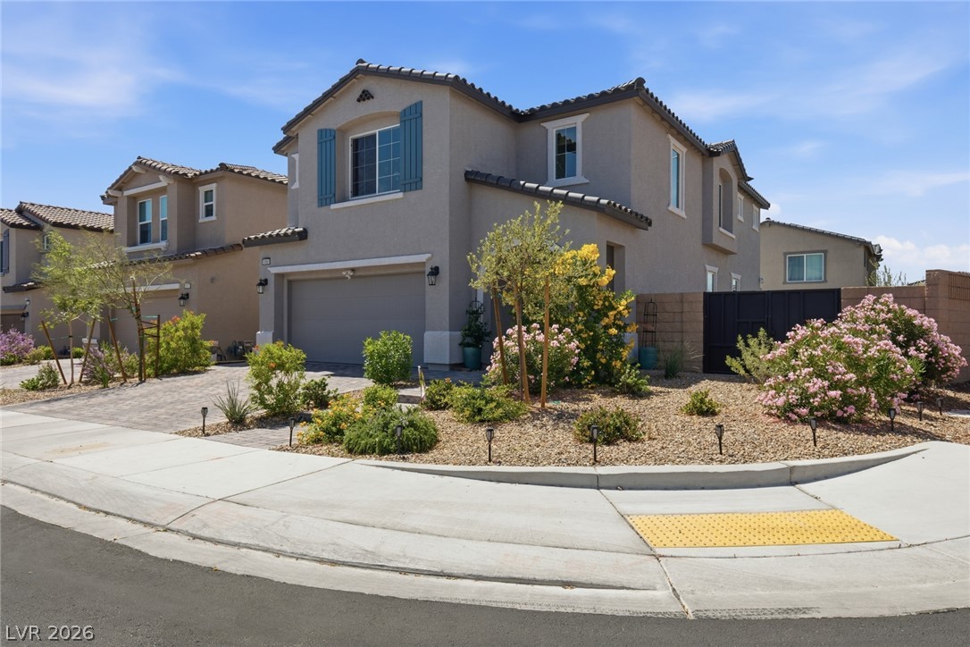 10981 Fennel Avenue Property Photo 4