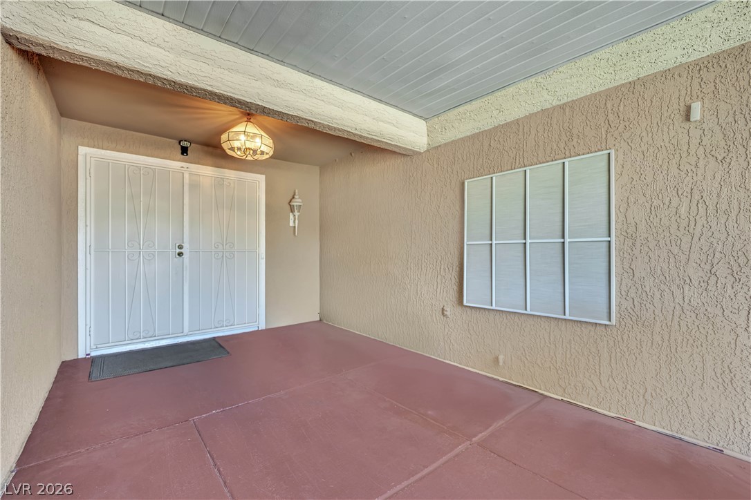 2808 Tumble Creek Court Property Photo 7