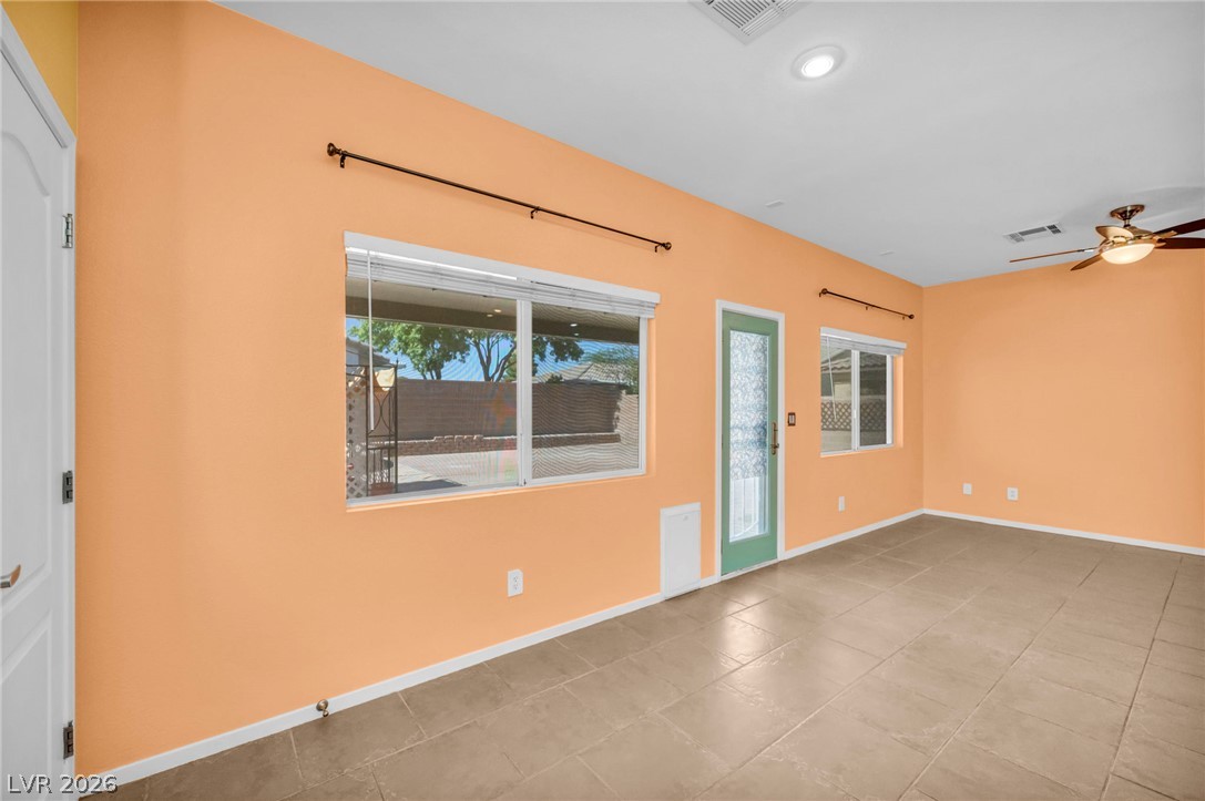 5401 Carrara Pointe Street Property Photo 4