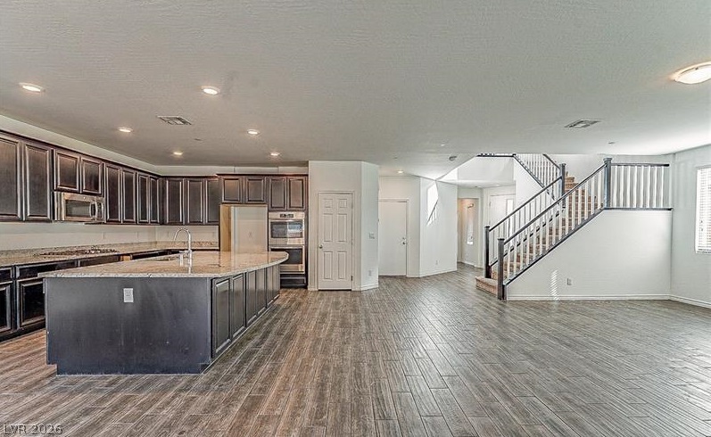 3159 Hazy Hills Avenue Property Photo 2