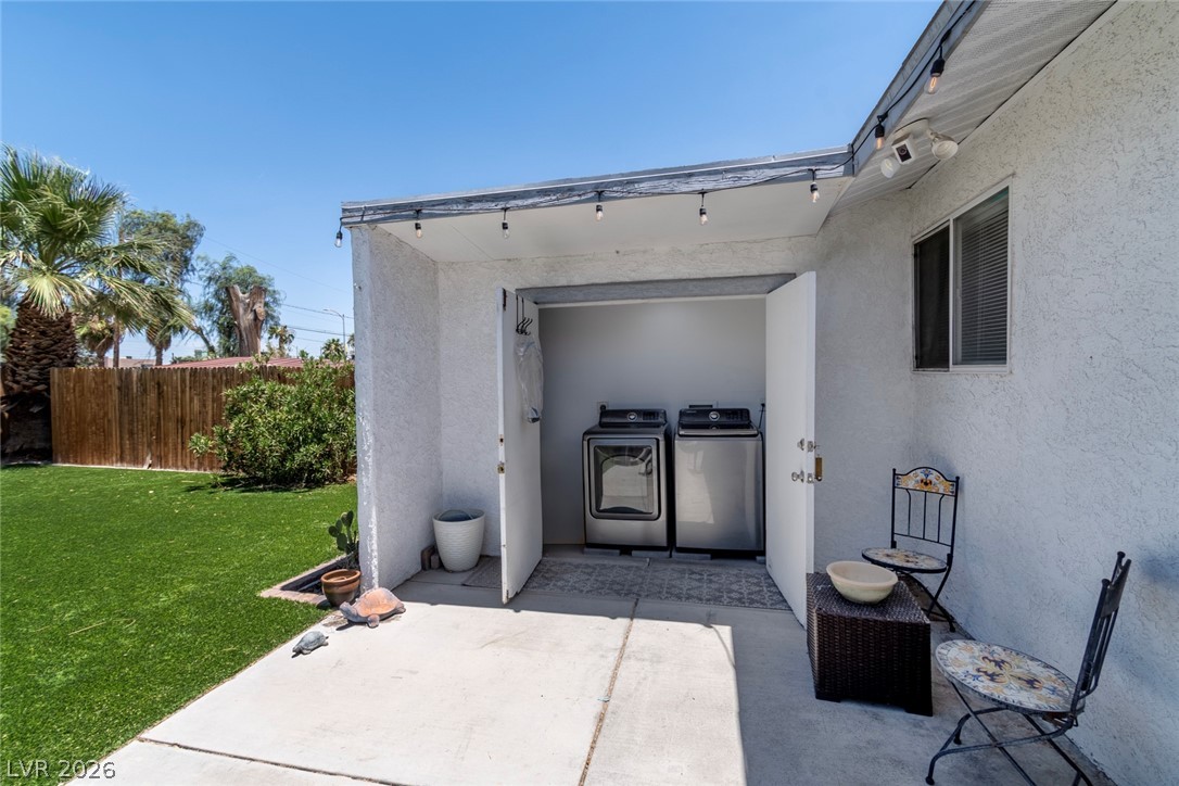 1937 Peyton Drive Property Photo 5