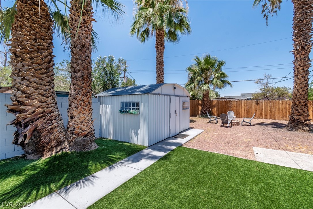 1937 Peyton Drive Property Photo 14