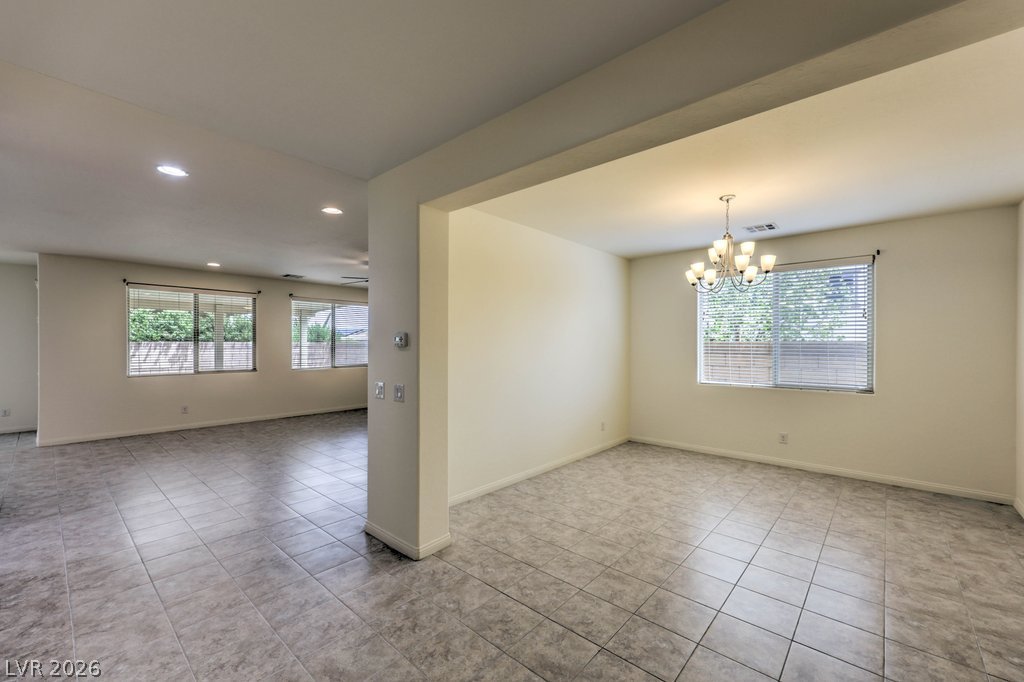 991 Whitworth Avenue Property Photo 8