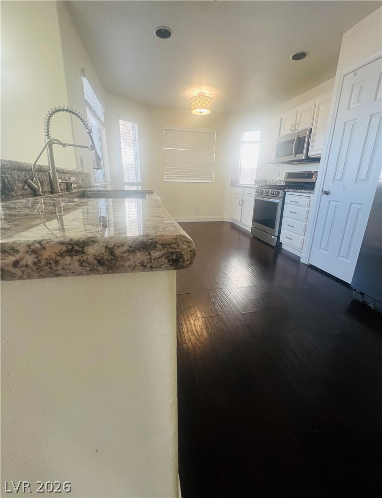 660 Bonanza Plain Avenue Property Photo 10