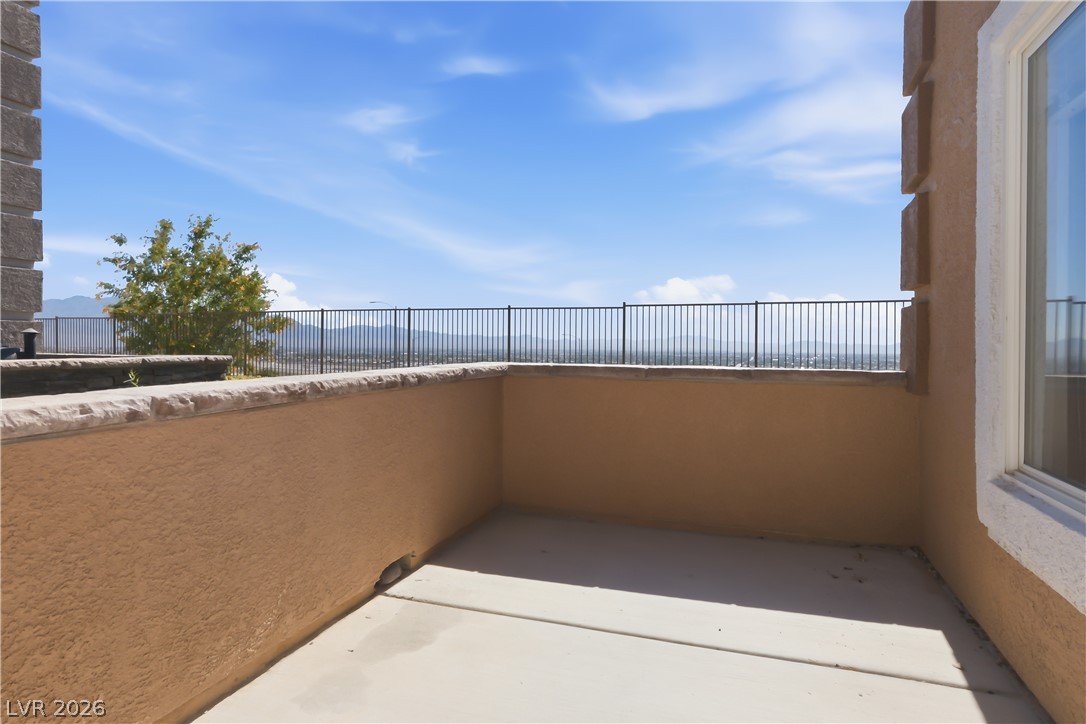 10410 Gold Shadow Avenue Property Photo 8