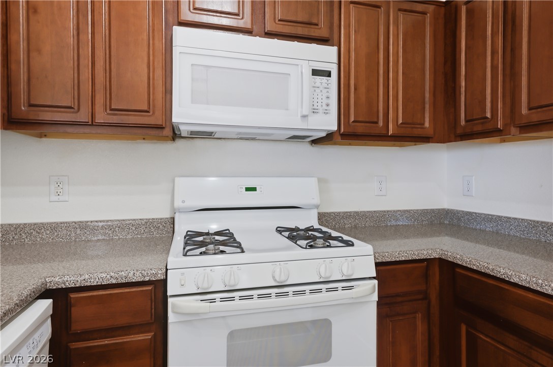 10410 Gold Shadow Avenue Property Photo 18