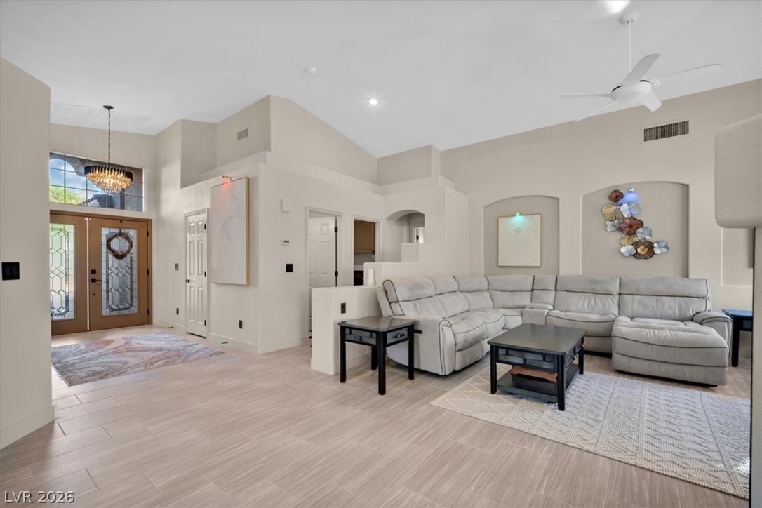 1323 Rolling Sunset Street Property Photo 10