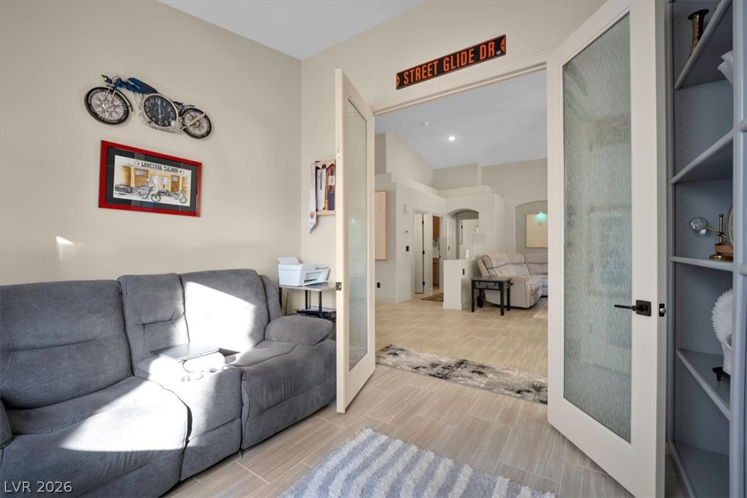 1323 Rolling Sunset Street Property Photo 33