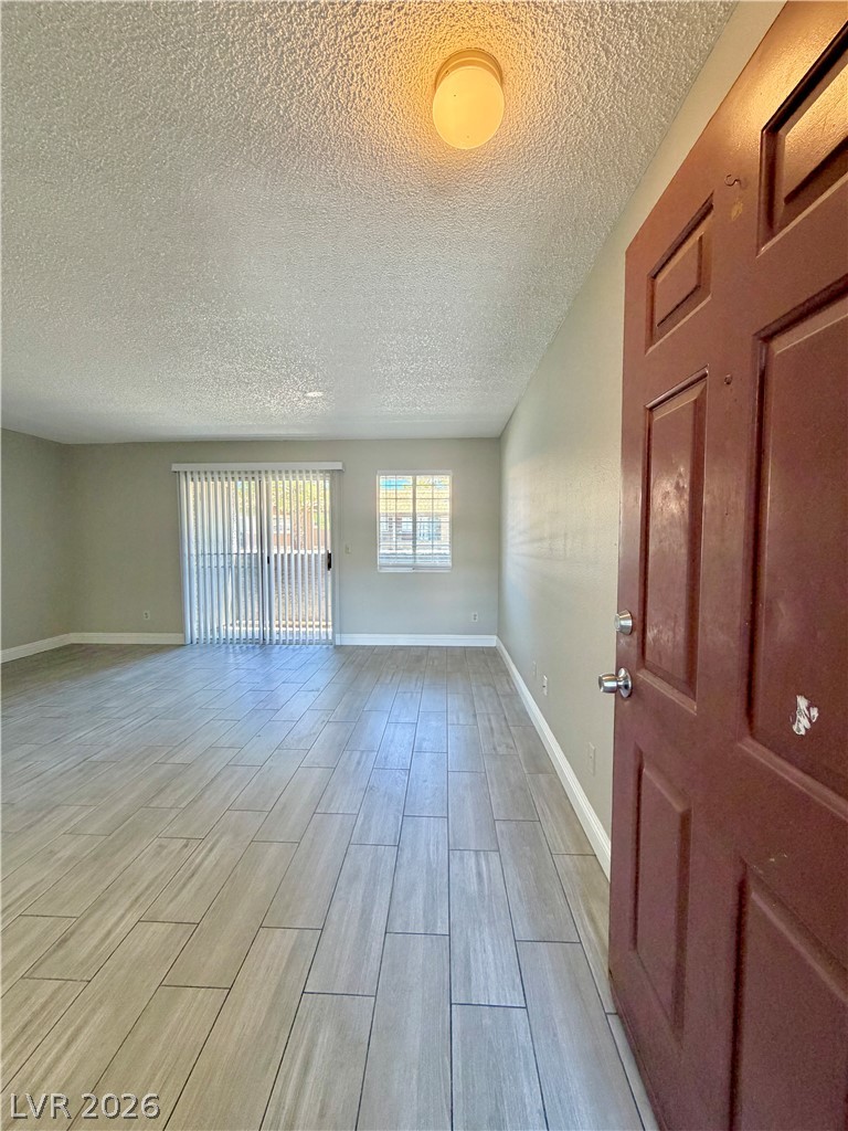 2750 South Durango Drive 1032 Property Photo 4
