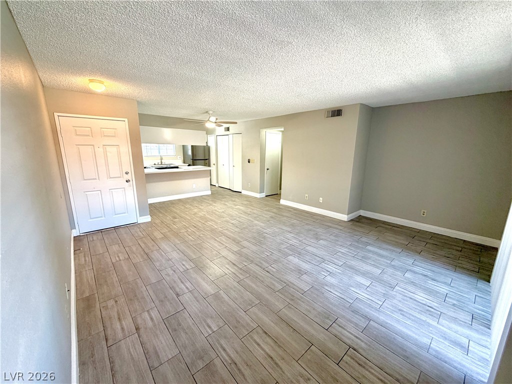 2750 South Durango Drive 1032 Property Photo 5