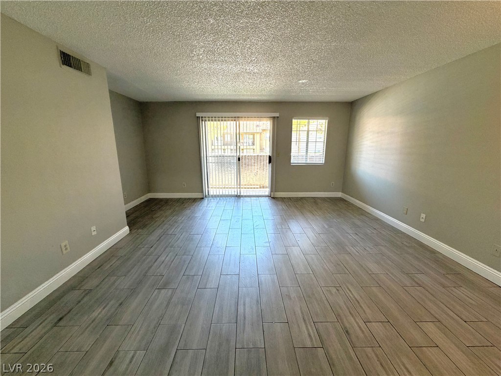 2750 South Durango Drive 1032 Property Photo 6