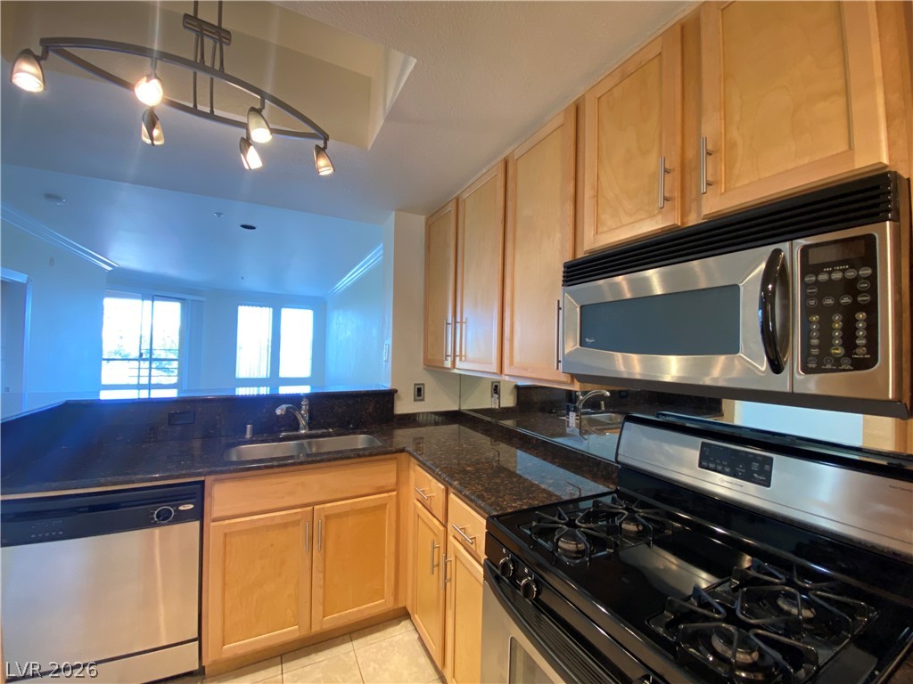 270 East Flamingo Road 215 Property Photo 8