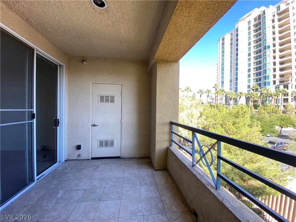 270 East Flamingo Road 215 Property Photo 24