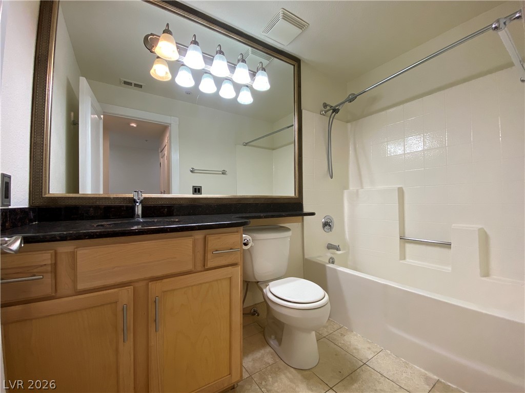 270 East Flamingo Road 215 Property Photo 28