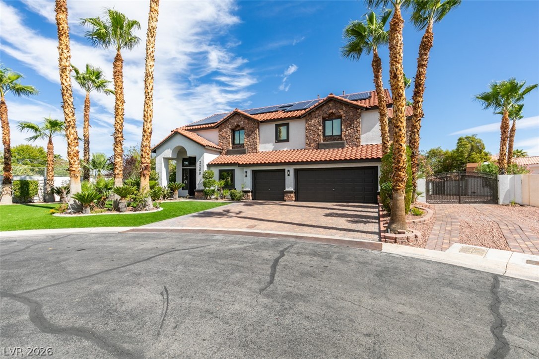 2200 Paseo Court Property Photo 2