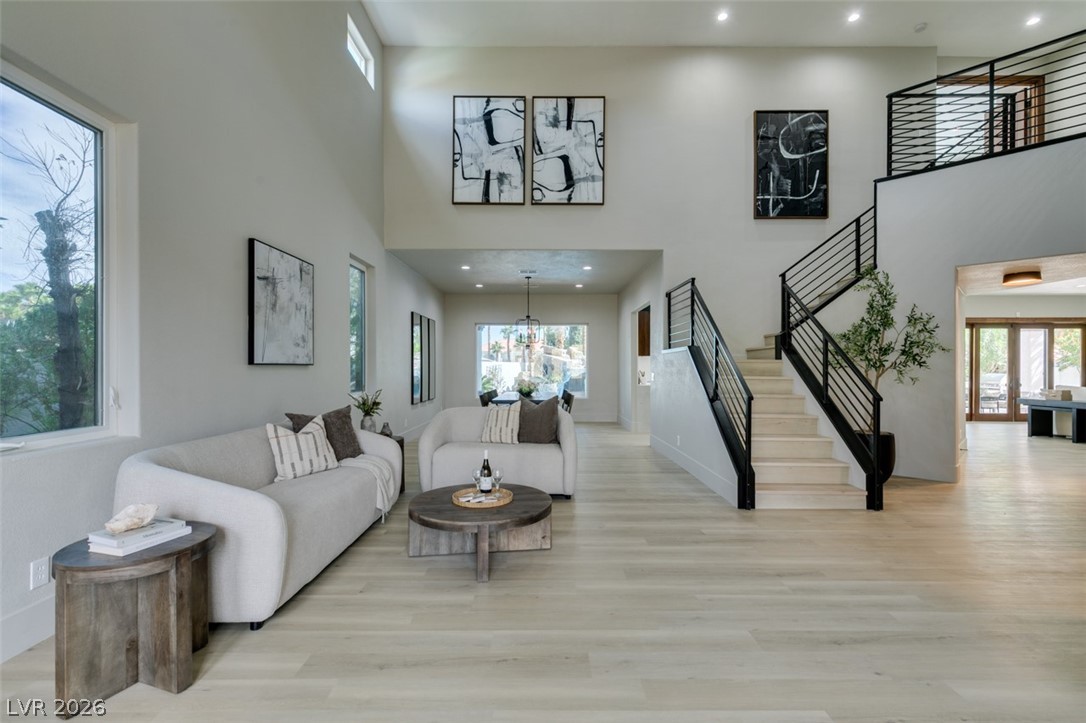 2200 Paseo Court Property Photo 4