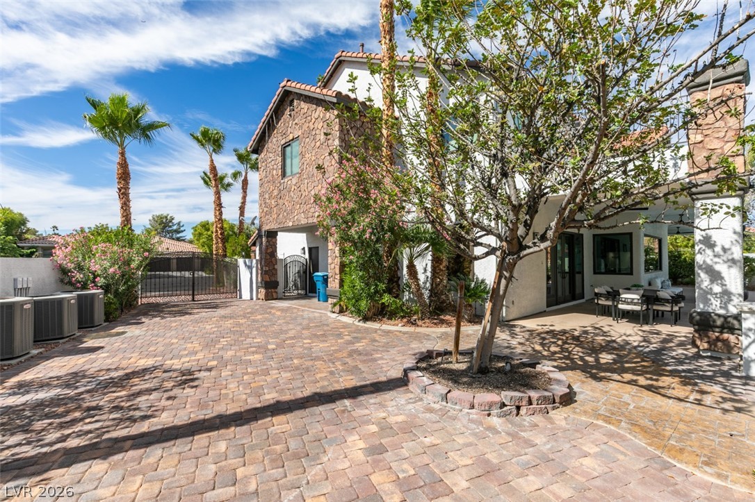 2200 Paseo Court Property Photo 64