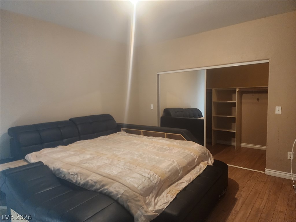 4876 Marco Polo Street Property Photo 9