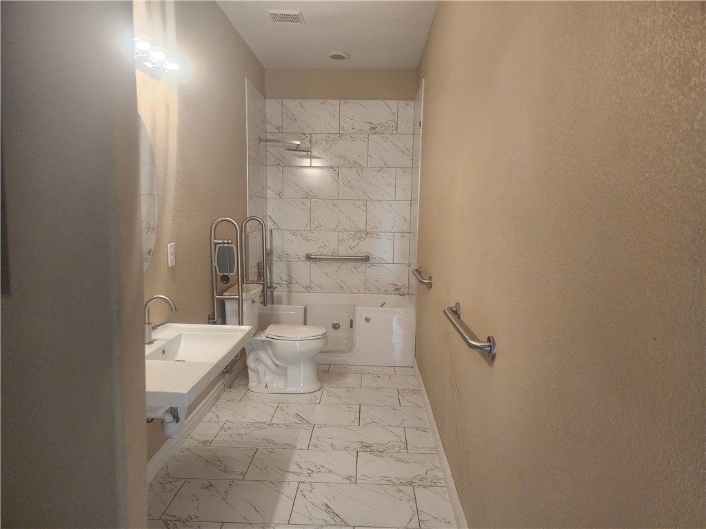 4876 Marco Polo Street Property Photo 11