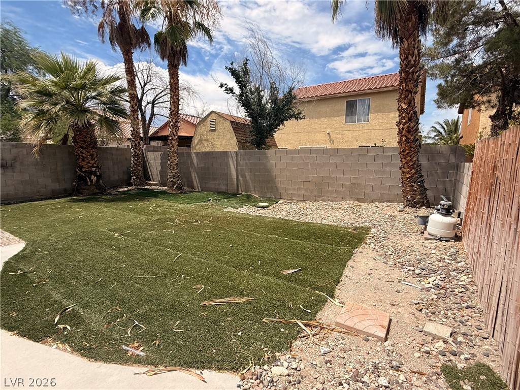 8608 Hidden Pines Avenue Property Photo 28